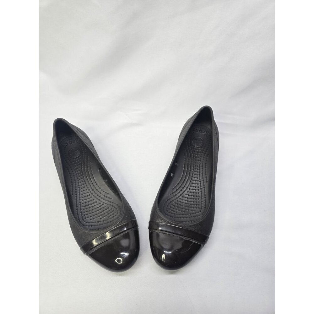 Womens Crocs Size 6 Gianna Alice Shiny Cap Toe Ballet Flat Brown Shoes - Picture 2 of 9
